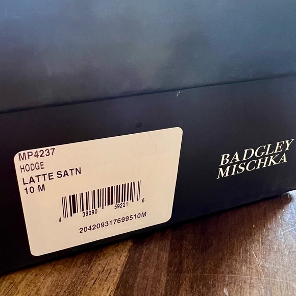 New Badgley Mischka Women's Hodge Embellished Strappy High-Heel Sandals 10M - Picture 13 of 15